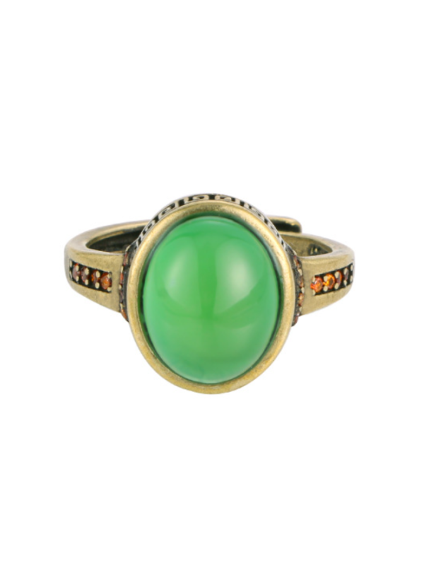 Retro natural green chalcedony ring